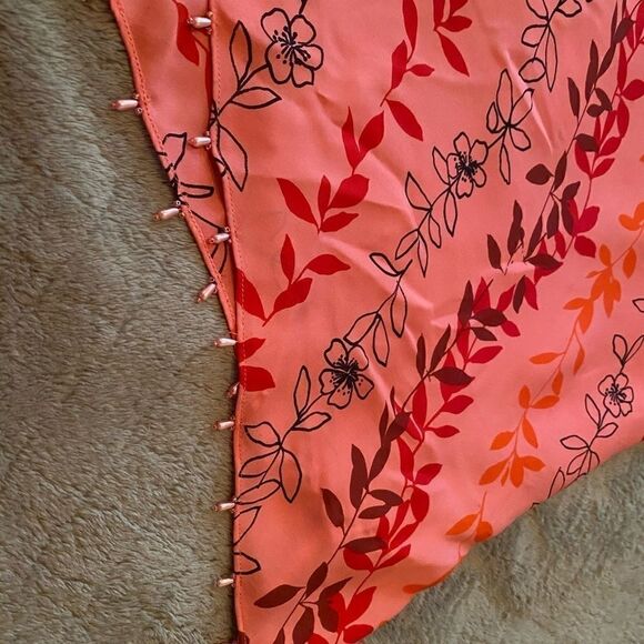 Flowy skirt with beads on end - Picture 5 of 6